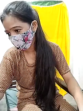 Cute-Naavya's Webcam Show