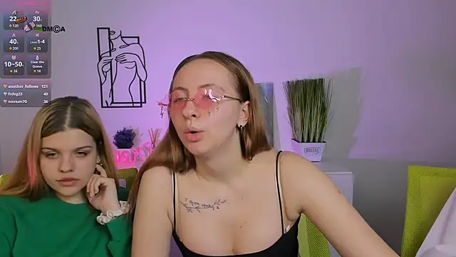 mila_glow1's Live Sex Cam Show