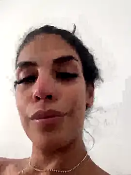 AylinHazel's Live Sex Cam Show