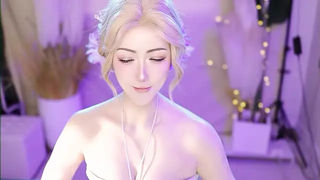 FEIFEI8-2025's Webcam Show