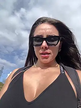 EmmaRosalie's Live Sex Cam Show