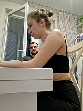 yourfavcouple_'s Live Sex Cam Show