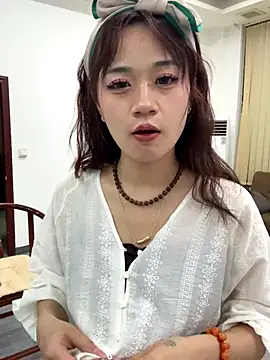 vivit-bibi's Live Sex Cam Show