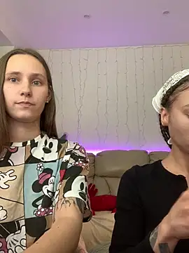 HotCaramellsTV's Live Sex Cam Show