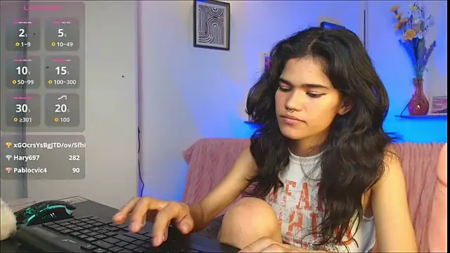 emycarver09's Webcam Show