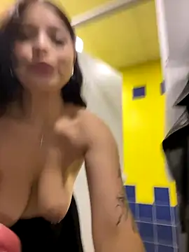 Chloe__Moon's Live Sex Cam Show