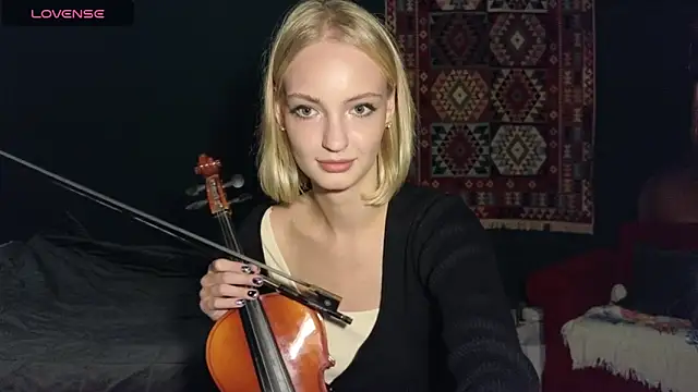 elly_Shine_'s Live Sex Cam Show
