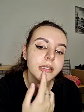 LineaDemie's Live Sex Cam Show