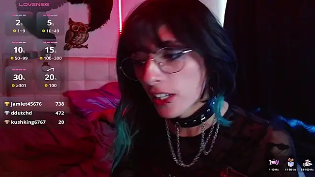 goth_minerva's Webcam Show