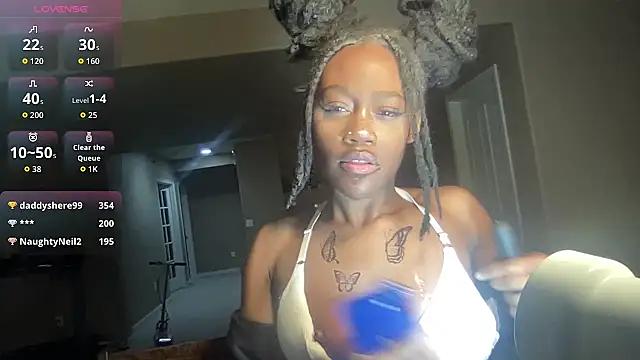 maskedgirl5005's Live Sex Cam Show