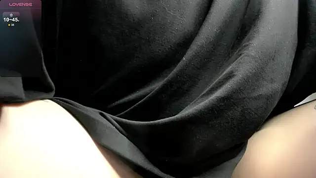 fem_to's Live Sex Cam Show