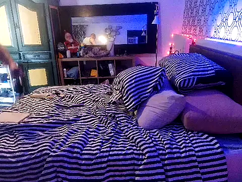 RawRyder8's Live Sex Cam Show