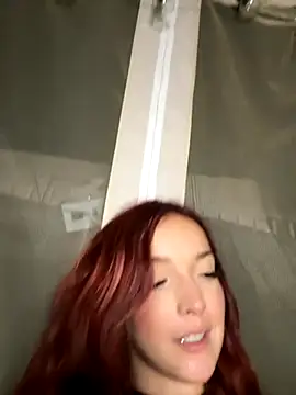 Daddyslut2_0's Live Sex Cam Show