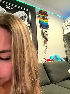 ThicBunz's Live Sex Cam Show