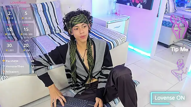 Thedoll_ethan7's Live Sex Cam Show