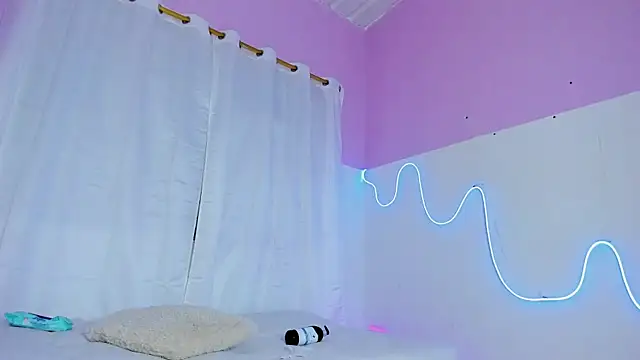 Nathalia_Fantasy's Live Sex Cam Show