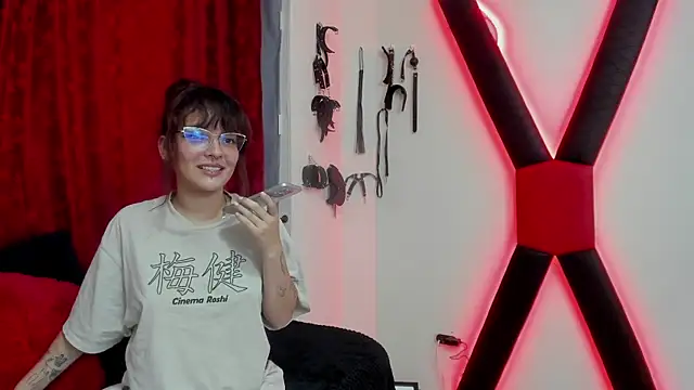 MelissaGirat's Live Sex Cam Show