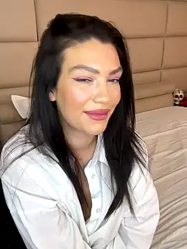 LarraMoon's Webcam Show