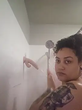 honeeyyy_pot's Webcam Show