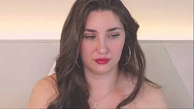 KiraBarlows' Live Sex Cam Show