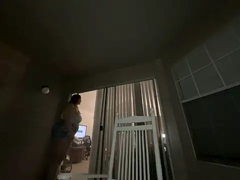 Thickarella420's Live Sex Cam Show