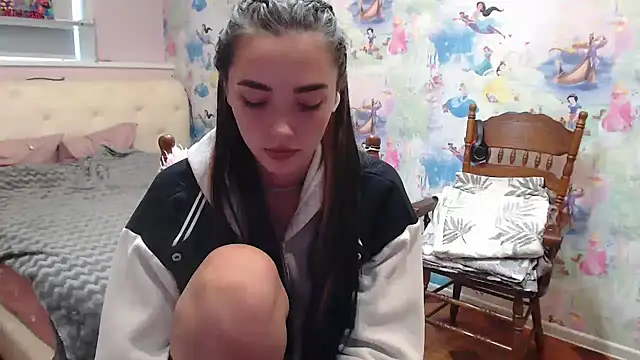 HoTMiA666's Live Sex Cam Show