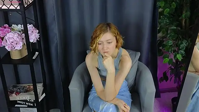 PattyDriere's Live Sex Cam Show