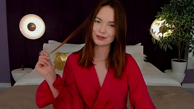 KiraHolli's Live Sex Cam Show
