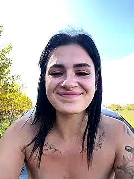 MiraReach's Live Sex Cam Show