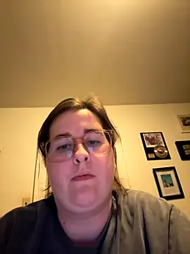 Luce127's Webcam Show