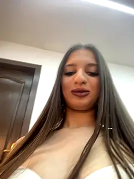 Anyssia's Live Sex Cam Show