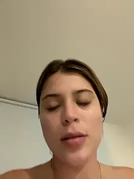 _Alice_1's Live Sex Cam Show