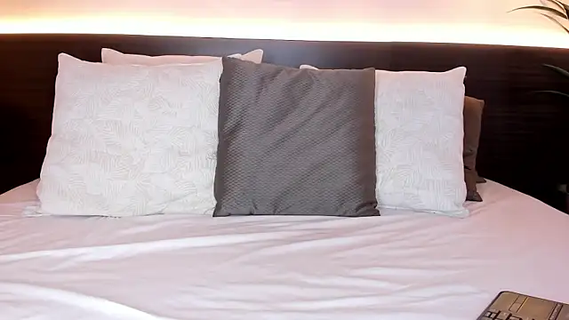SolAvelar's Webcam Show