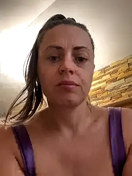 ladywithbigass' Webcam Show