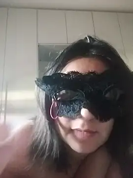 caldaevogliosa81's Live Sex Cam Show