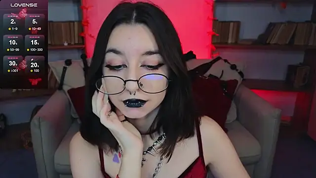 Mistress__Marcelline's Live Sex Cam Show