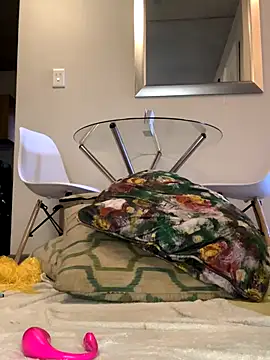 CurvyDesire1's Webcam Show