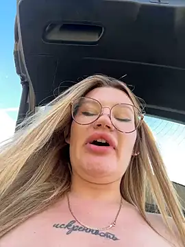 justmilaa's Live Sex Cam Show