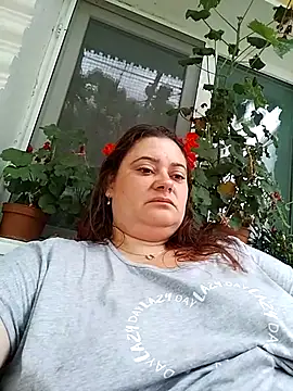 Flacara100's Live Sex Cam Show