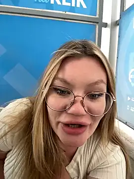justmilaa's Live Sex Cam Show