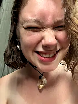 lucy-joy's Live Sex Cam Show