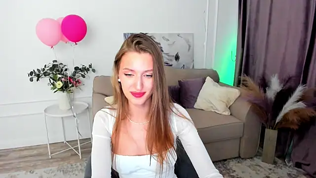 NaturalBeaty's Webcam Show