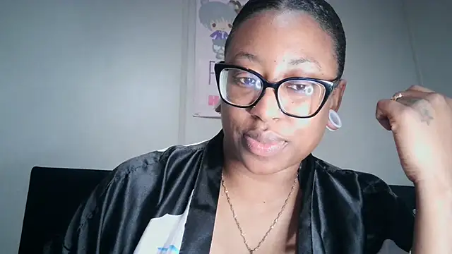 Nyxie_Chaos' Live Sex Cam Show