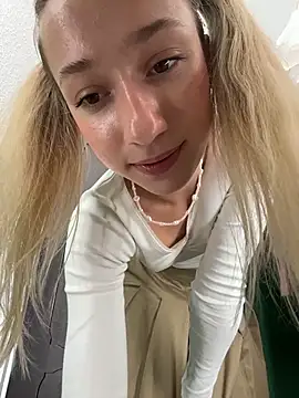Lia__Love's Live Sex Cam Show
