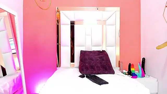 natasha_sexy69's Webcam Show