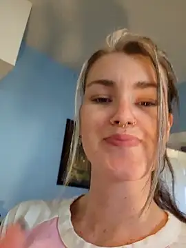 Lilmissvyx's Webcam Show