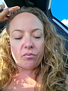 julimonroe's Webcam Show