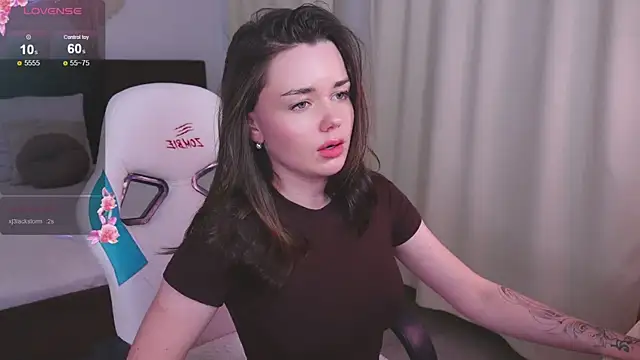 AvaFlower's Live Sex Cam Show