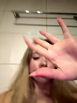 BabyAnais' Live Sex Cam Show