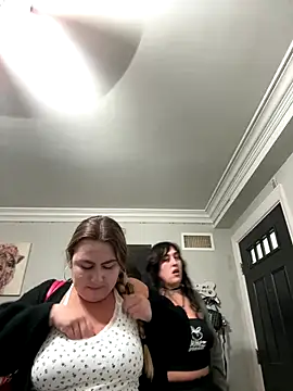 ThicBunz's Live Sex Cam Show